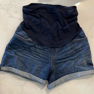 Women’s Maternity Jean Shorts Size Small